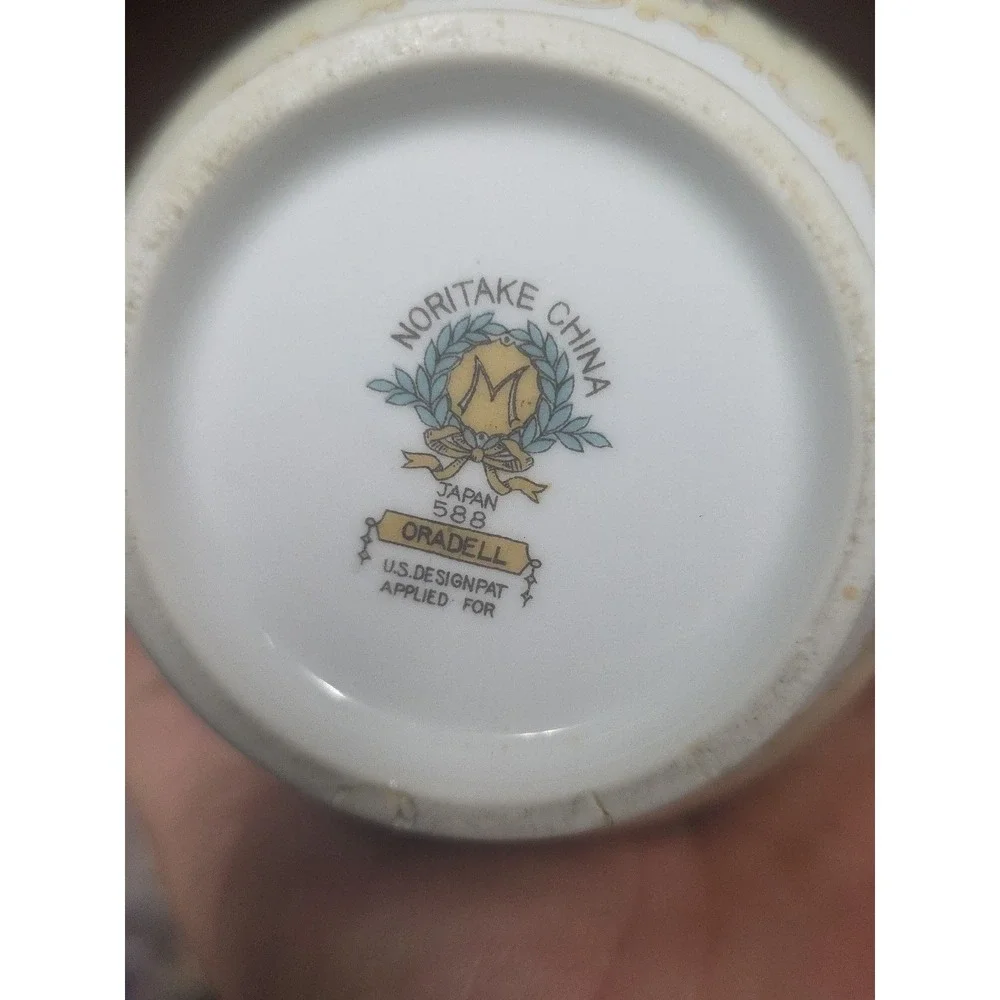 Vintage Noritake Oradell 588 Sugar Bowl w/Lid & Creamer floral pattern‎
